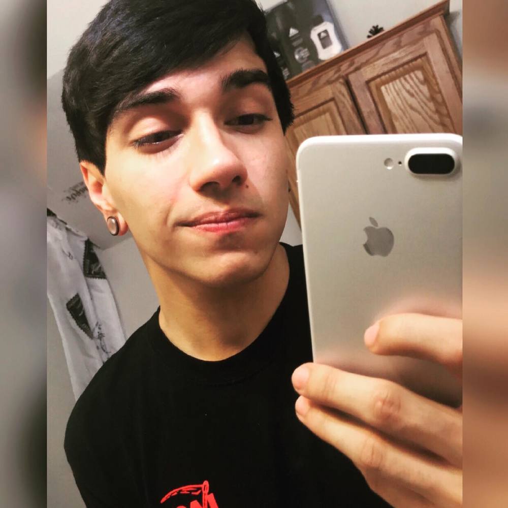 Meet your Posher, Marcus